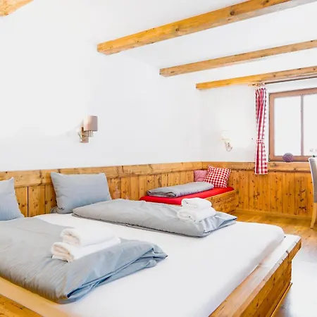 Landgasthof Zum Papyrer - Erholung Im Urlaubsgebiet Lenggries